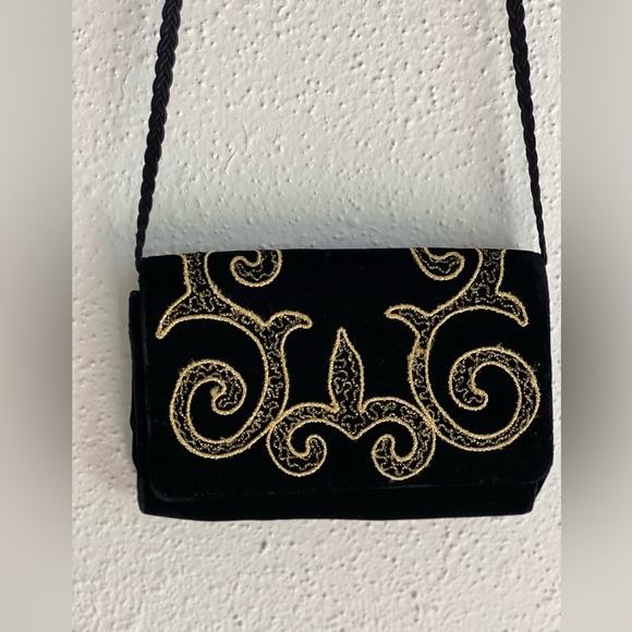 GIVENCHY PARIS Vintage Embroidered Velvet Leather Clutch Evening Shoulder Bag - Picture 12 of 14